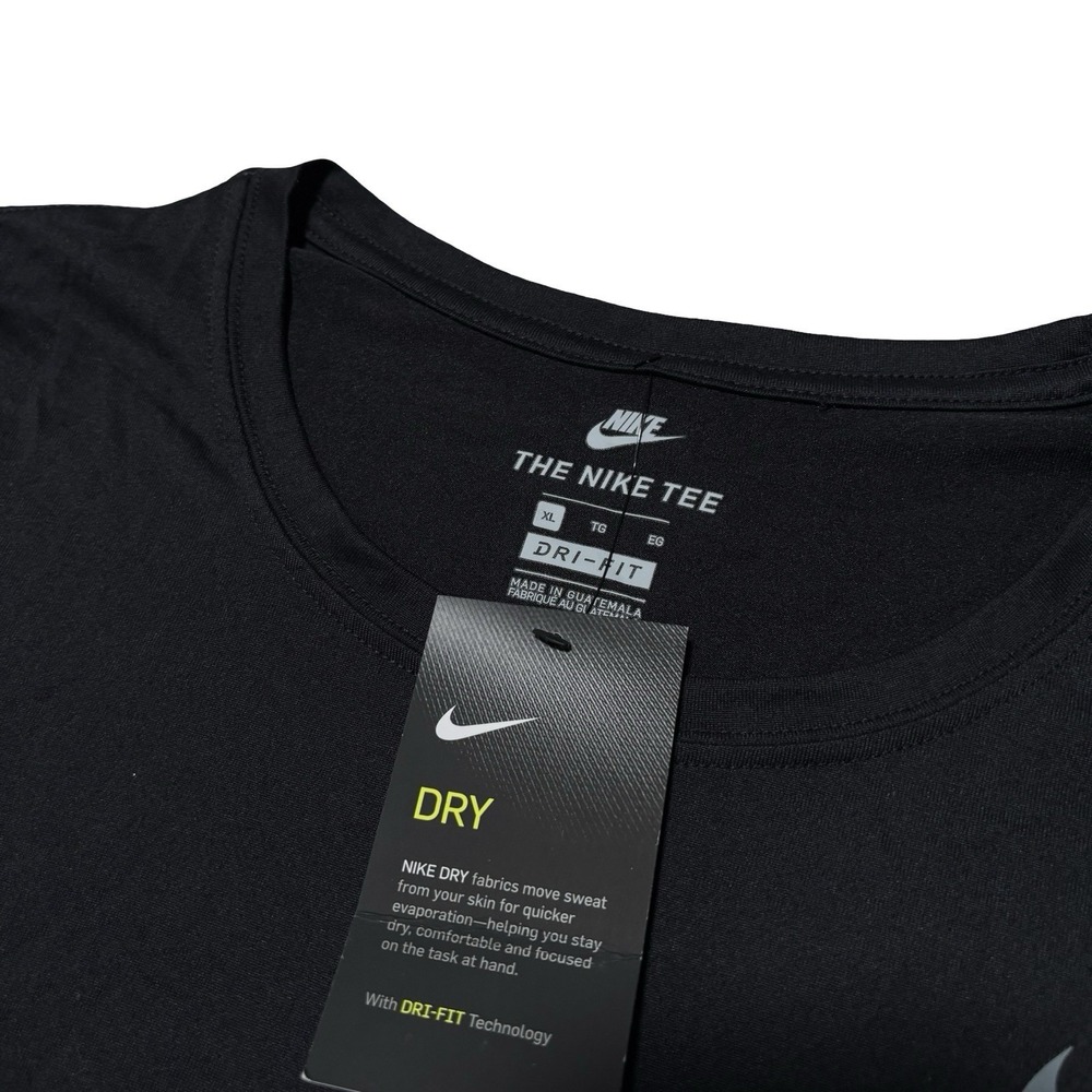 NWT Nike Dri-Fit Women's Cincinnati Bearcats Graphic T Shirt Black Sz XL 21 x 28 - Picture 5 of 5